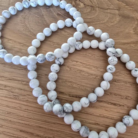 Howliet Kogelarmband · 6 mm · Elastiek