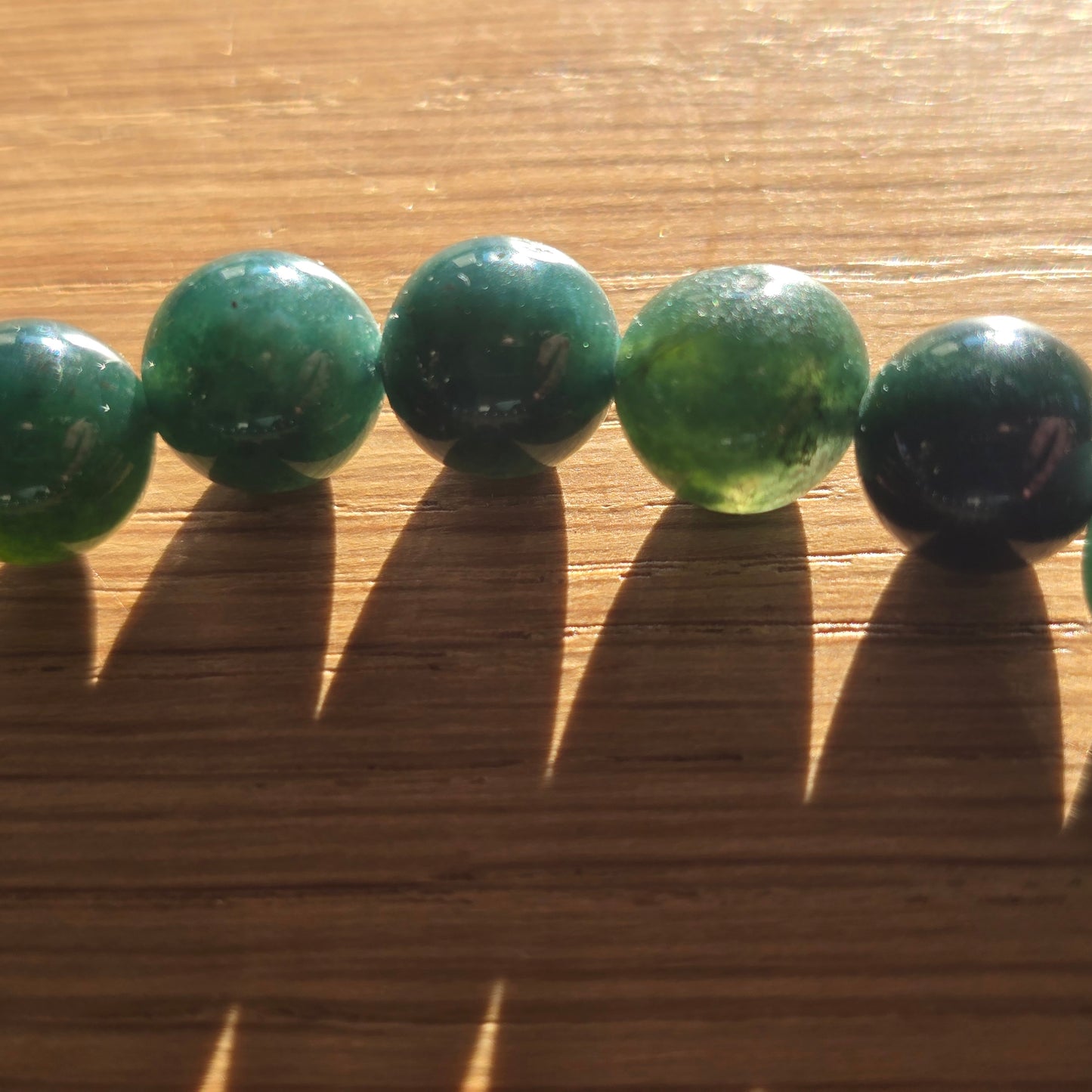 Mosagaat Kogelarmband · 8 mm · Elastiek