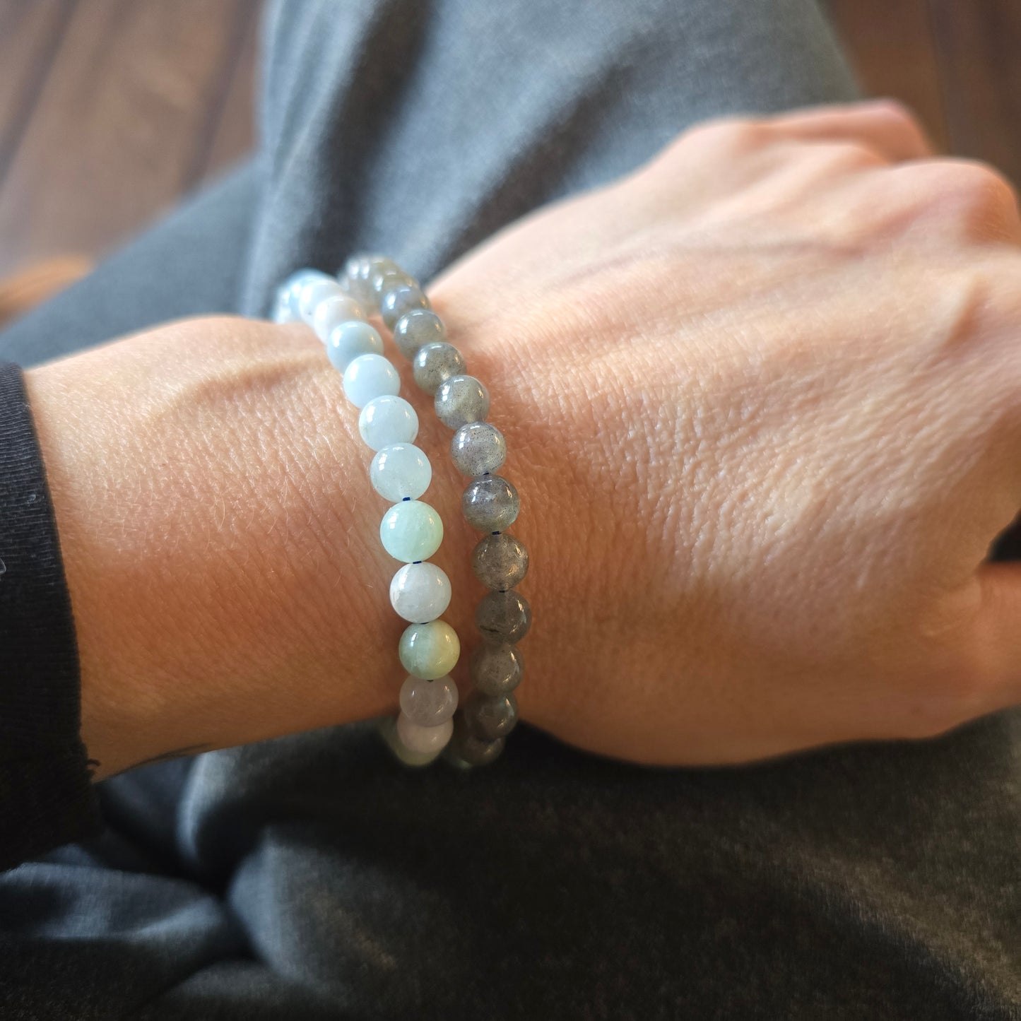 Aquamarijn Kogelarmband · 6 mm · Elastiek