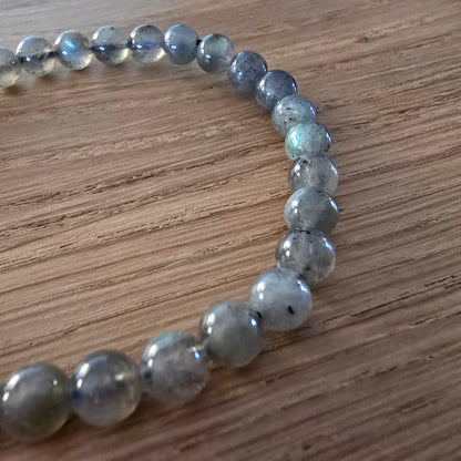 Labradoriet Kogelarmband · 6 mm · Elastiek