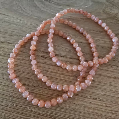 Zonnesteen Kogelarmband · 4 mm · Elastiek
