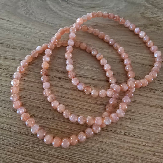 Zonnesteen Kogelarmband · 4 mm · Elastiek