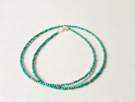 Turkoois collier · 2 mm gefacetteerd · Sterling Zilver