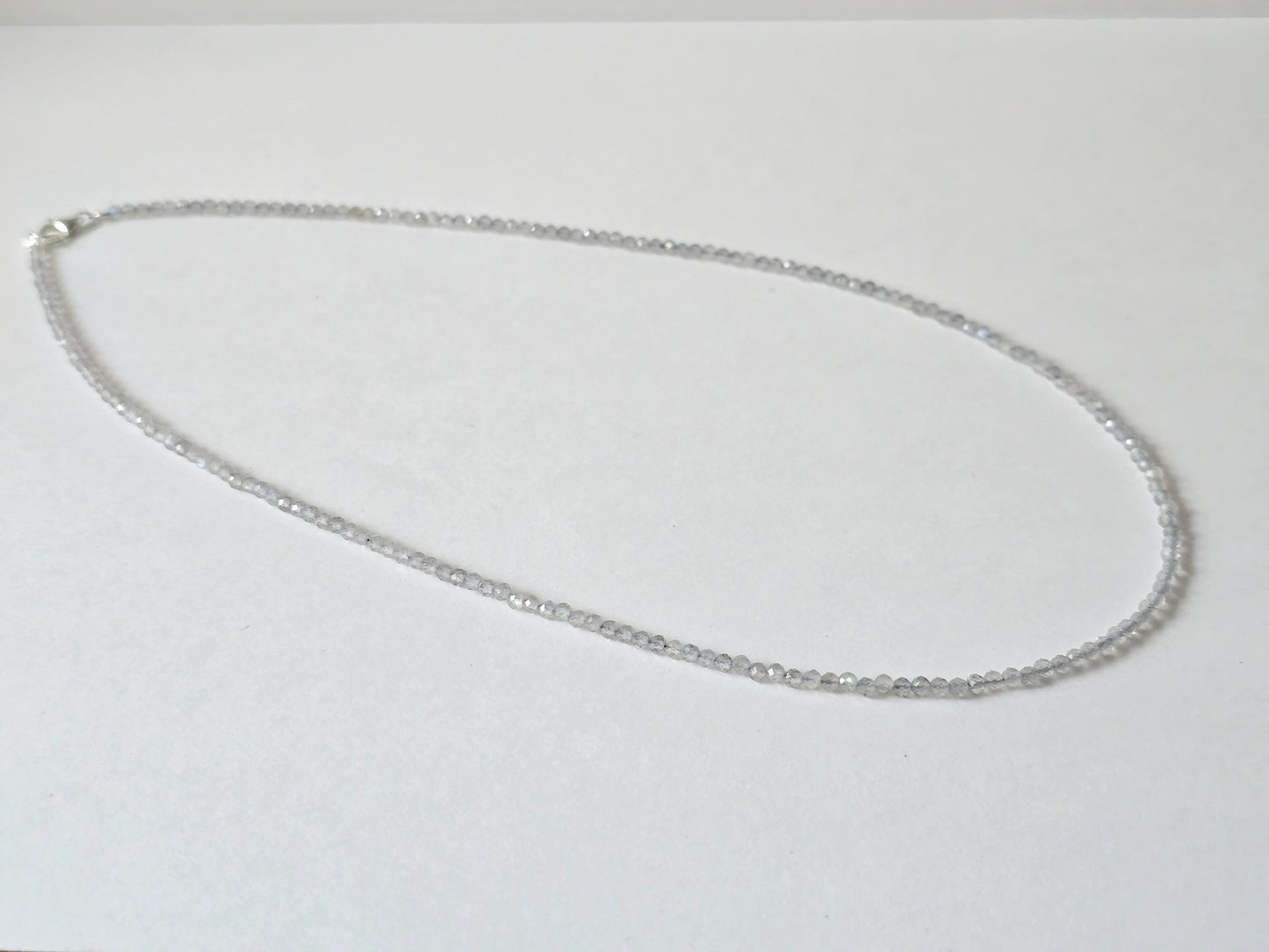 Labradoriet collier · 2 mm gefacetteerd · Sterling Zilver