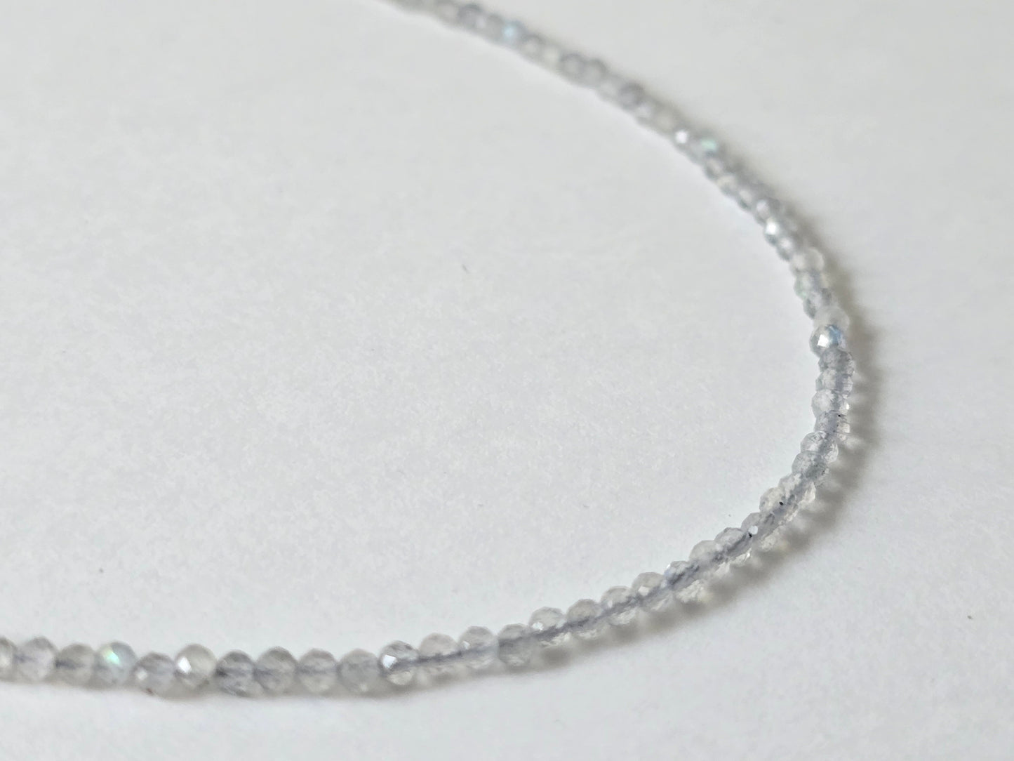 Labradoriet collier · 2 mm gefacetteerd · Sterling Zilver