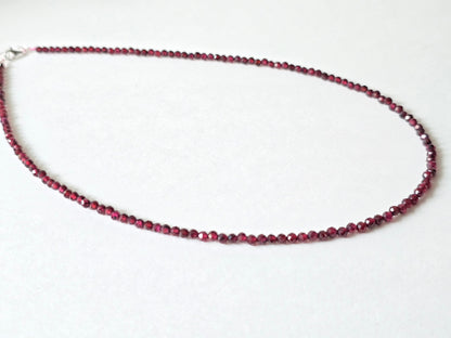 Granaat collier · 3 mm gefacetteerd · Sterling Zilver