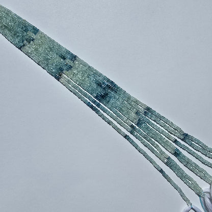 Aquamarijn facetgeslepen rondellen van ca. 4 mm met kleurverloop