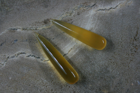 Gele chalcedoon long drops