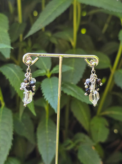 Eclipse Gem Studs -  Handgemaakte RVS Oorbellen met Labradoriet, Zwarte Spinel, Bergkristal & Bandagaat